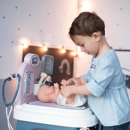  Zabawa w Lekarza Opiekunka Elektroniczna Baby Care  Smoby